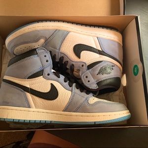 Nike Jordan 1 'university blue' color